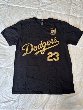 Los Angeles Dodgers Gold Script Tee - Black